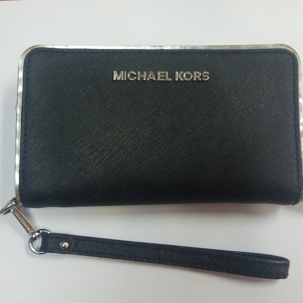 Michael Kors black Specchio wristlet